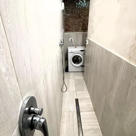 Atelier * البندقية